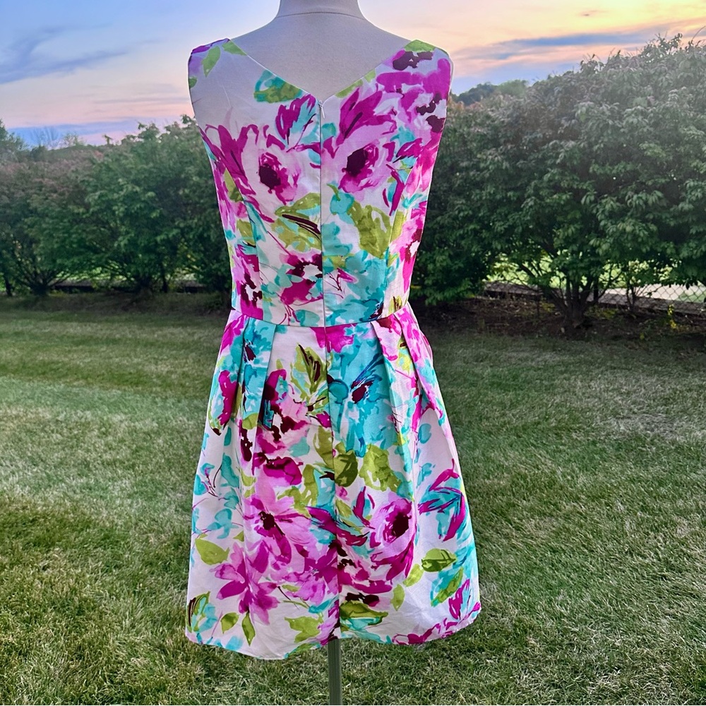 Madison Leigh Floral Sleeveless Dress - Picture 2 of 16